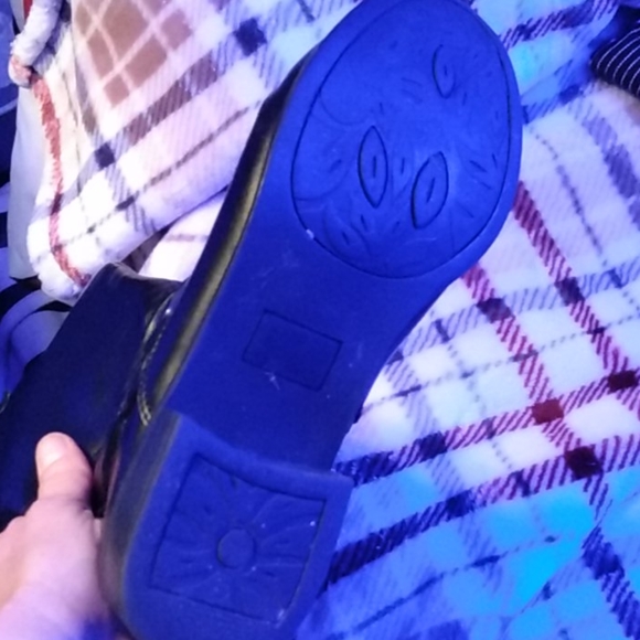 Boots - Picture 2 of 3